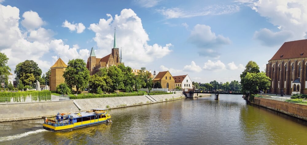 <img src="nieruchomości-premium"alt="panorama wrocławia">